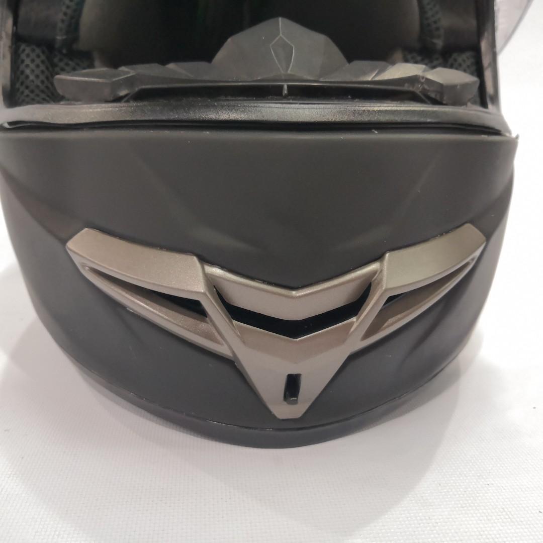 Zox helmet matt Black, Auto Accessories on Carousell
