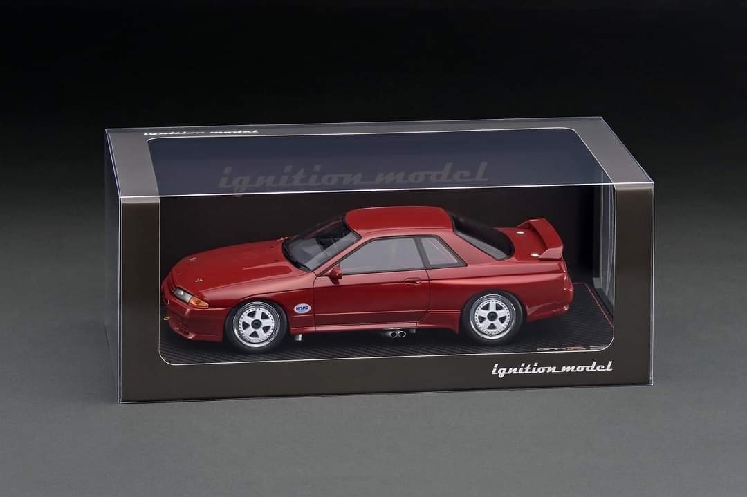 1/18 Ignition Model Nissan Skyline GT-R R32 Group A Racing With