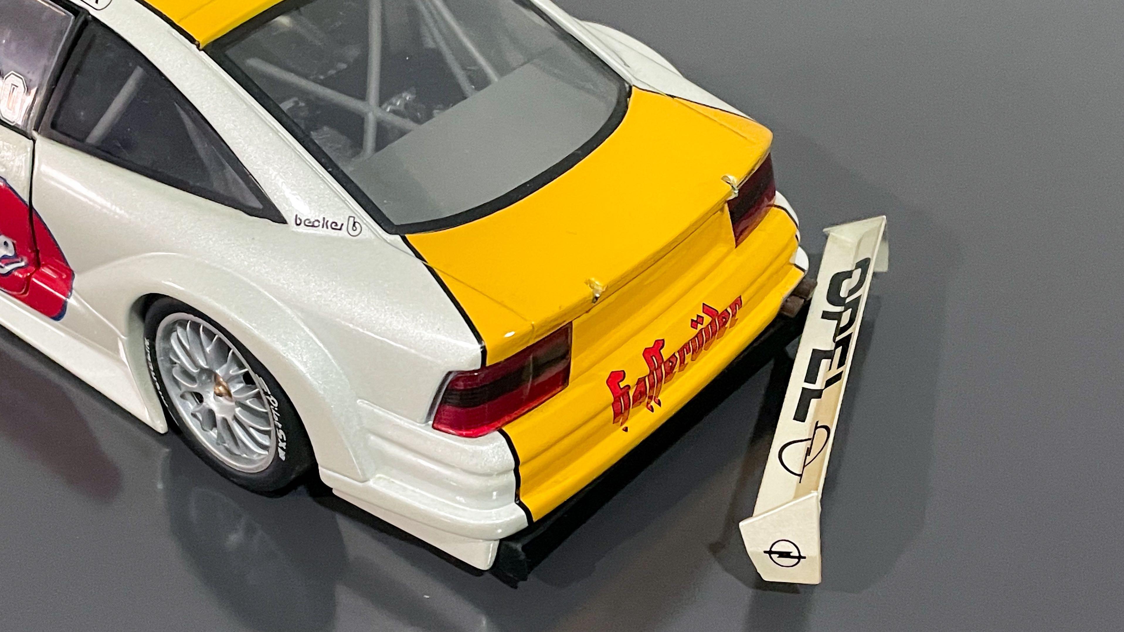 Opel Calibra DTM 1996 - Modèle Réduit UT Models 1/18, Rosberg, Occasion