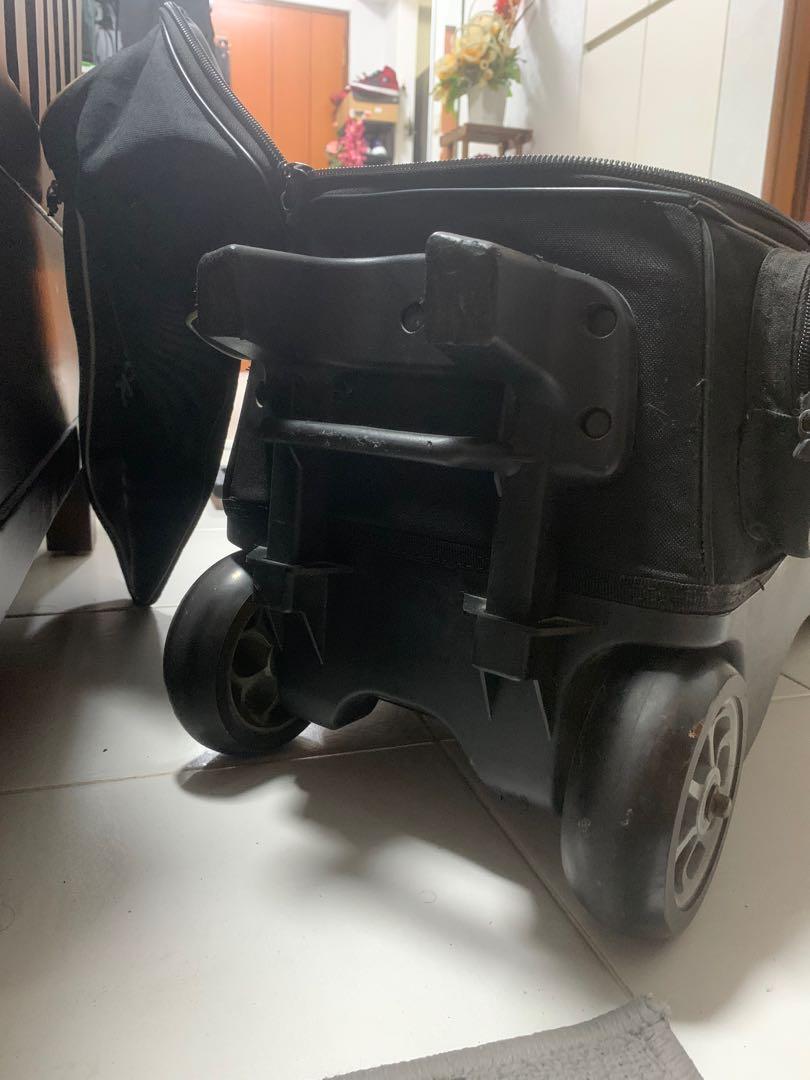 PROMO Brunswick 3 Ball Bag Trolley (Defect), Sports Equipment, Sports