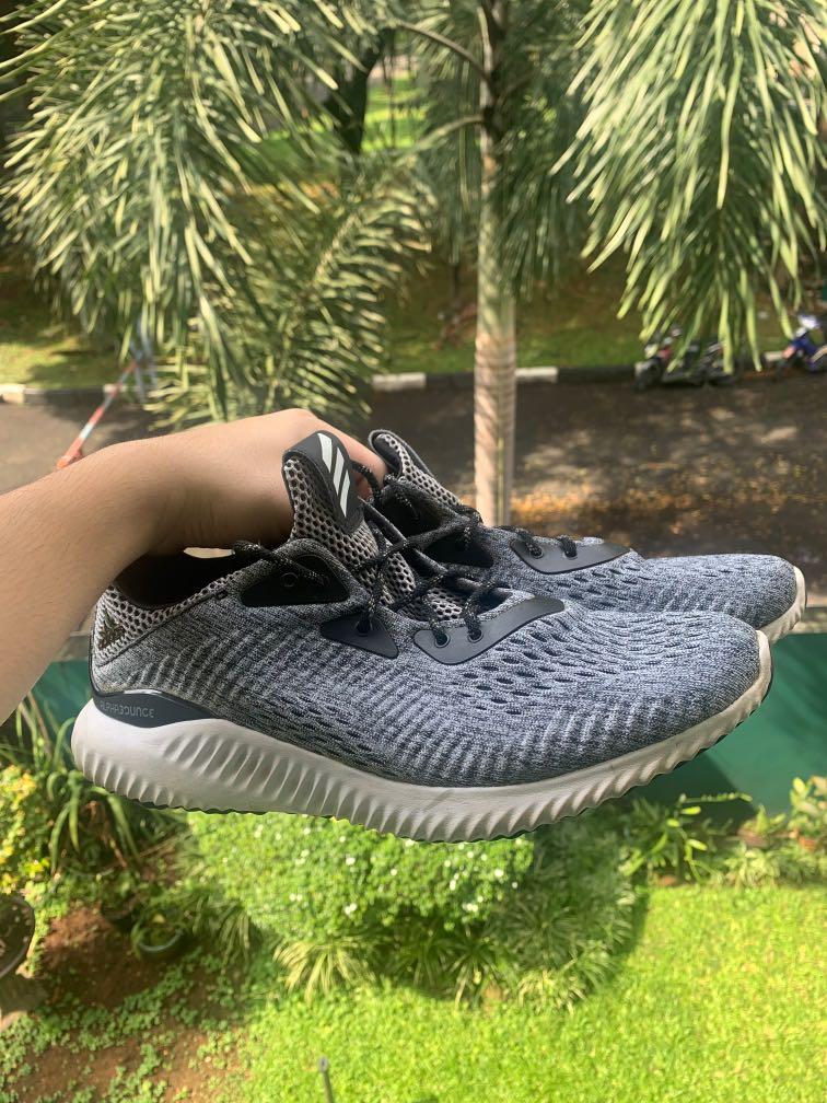 Adidas alphabounce hijau 2025