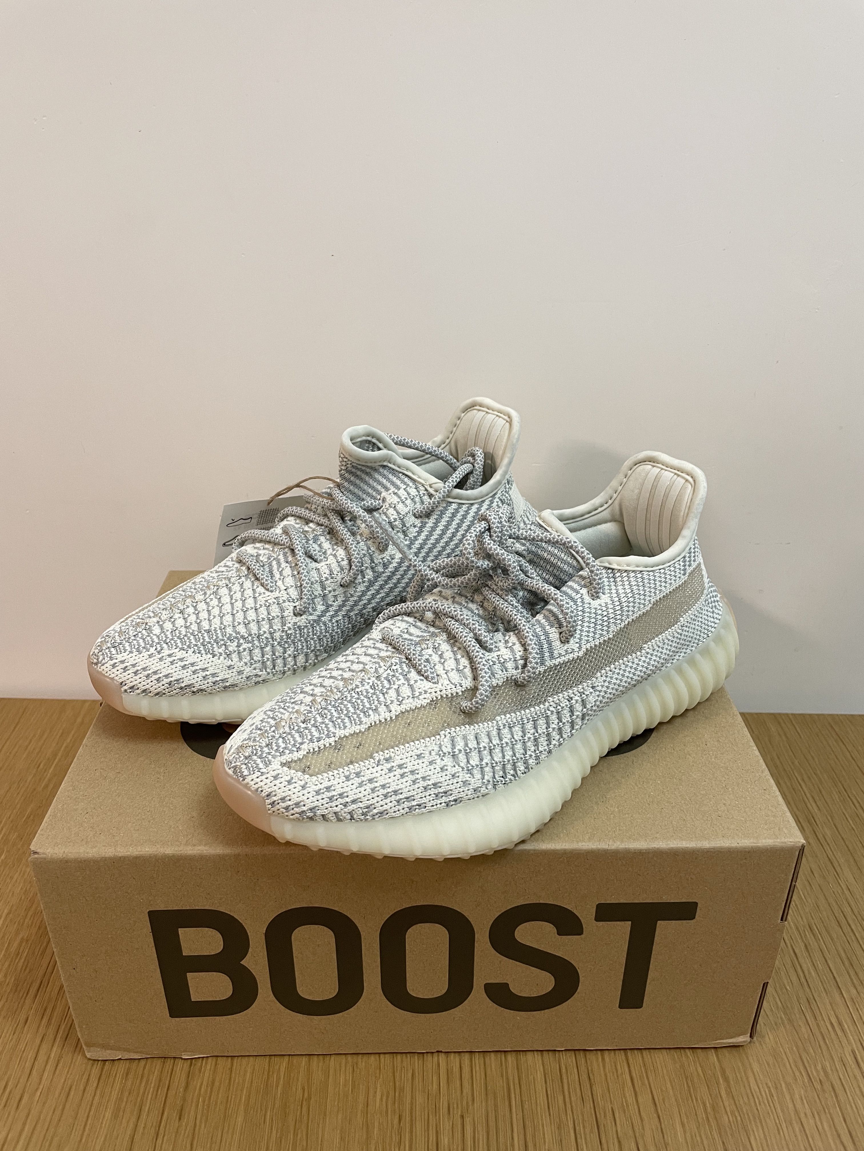 adidas yeezy 350 v2 lundmark