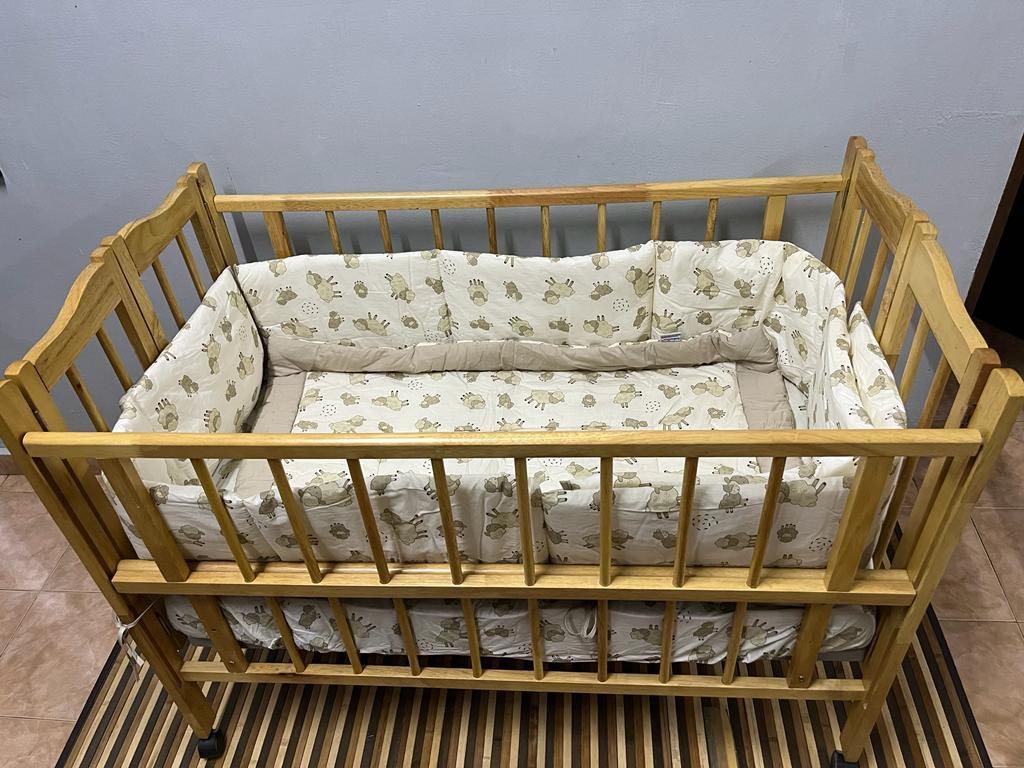 Tilam baby cot hotsell