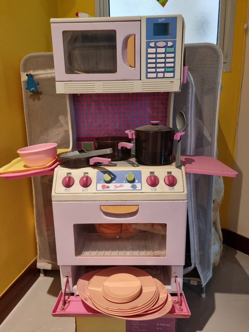 Barbie cook with me smart kitchen hot sale