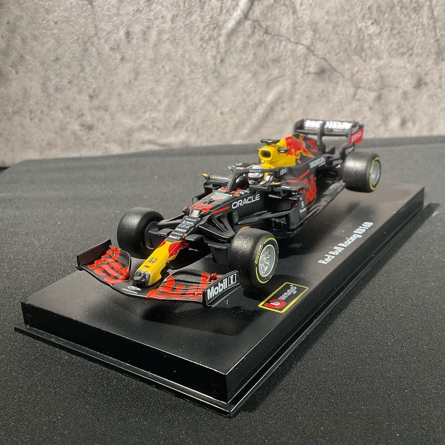 Bburago 1/43 F1 Red Bull Racing RB16B 2021 #33 Max Verstappen 全新