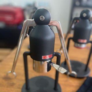 Cafelat | Robot Manual Espresso Coffee Maker - Barista/Professional/Matt Black