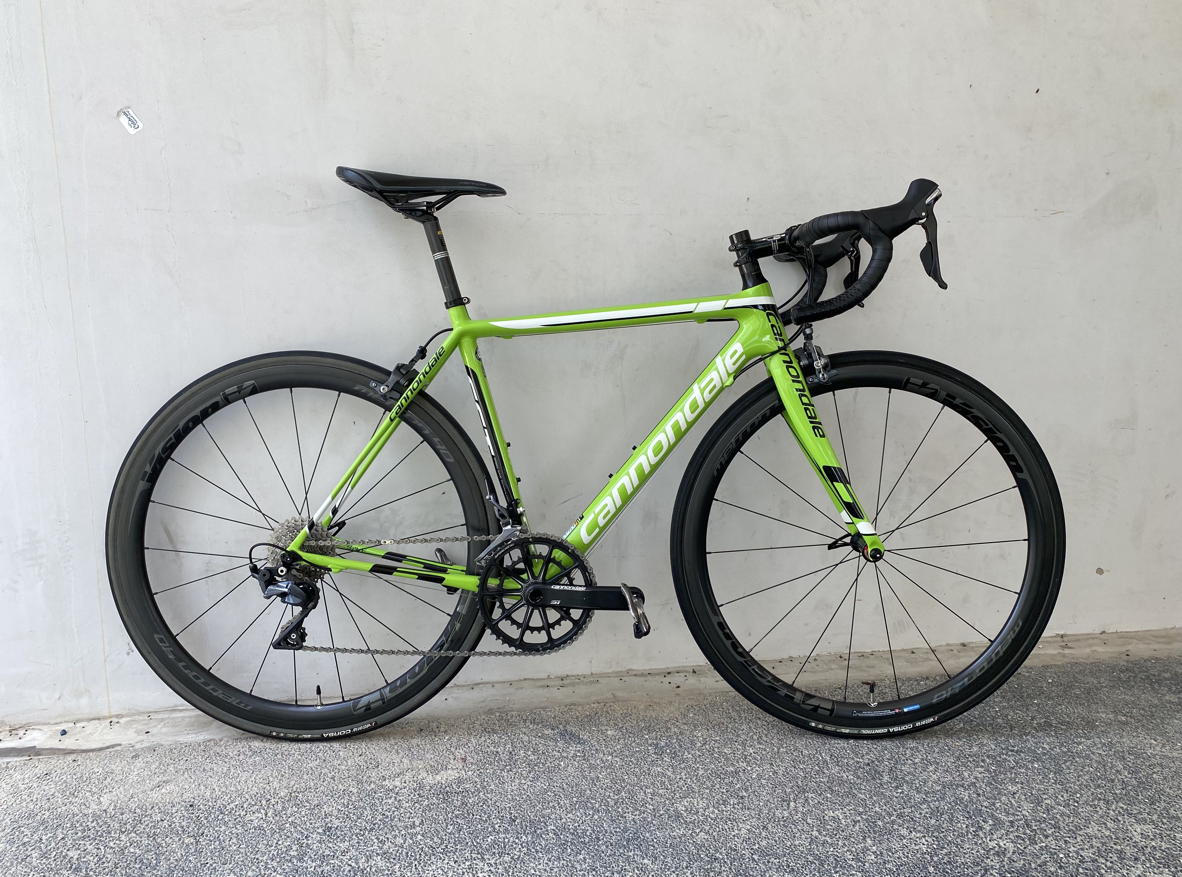 Cannondale SuperSix Evo full carbon Vision Metron wheelset Shimano