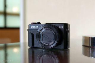 Canon G7X Mark II Digital / Vlog Camera -