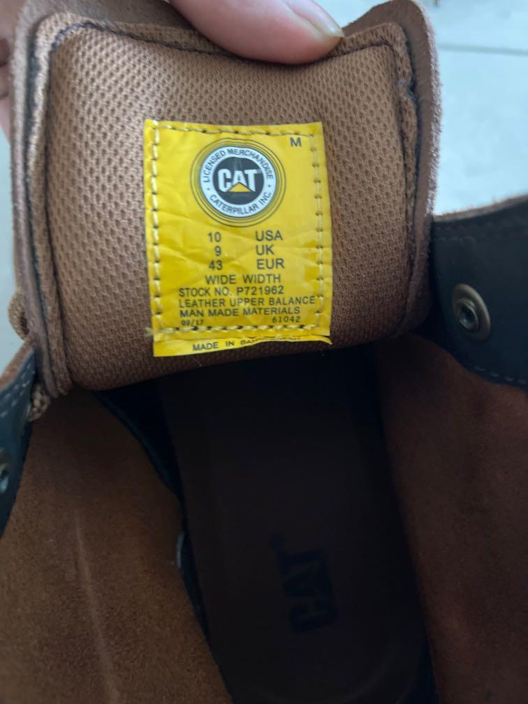 Cat chukka clearance boots
