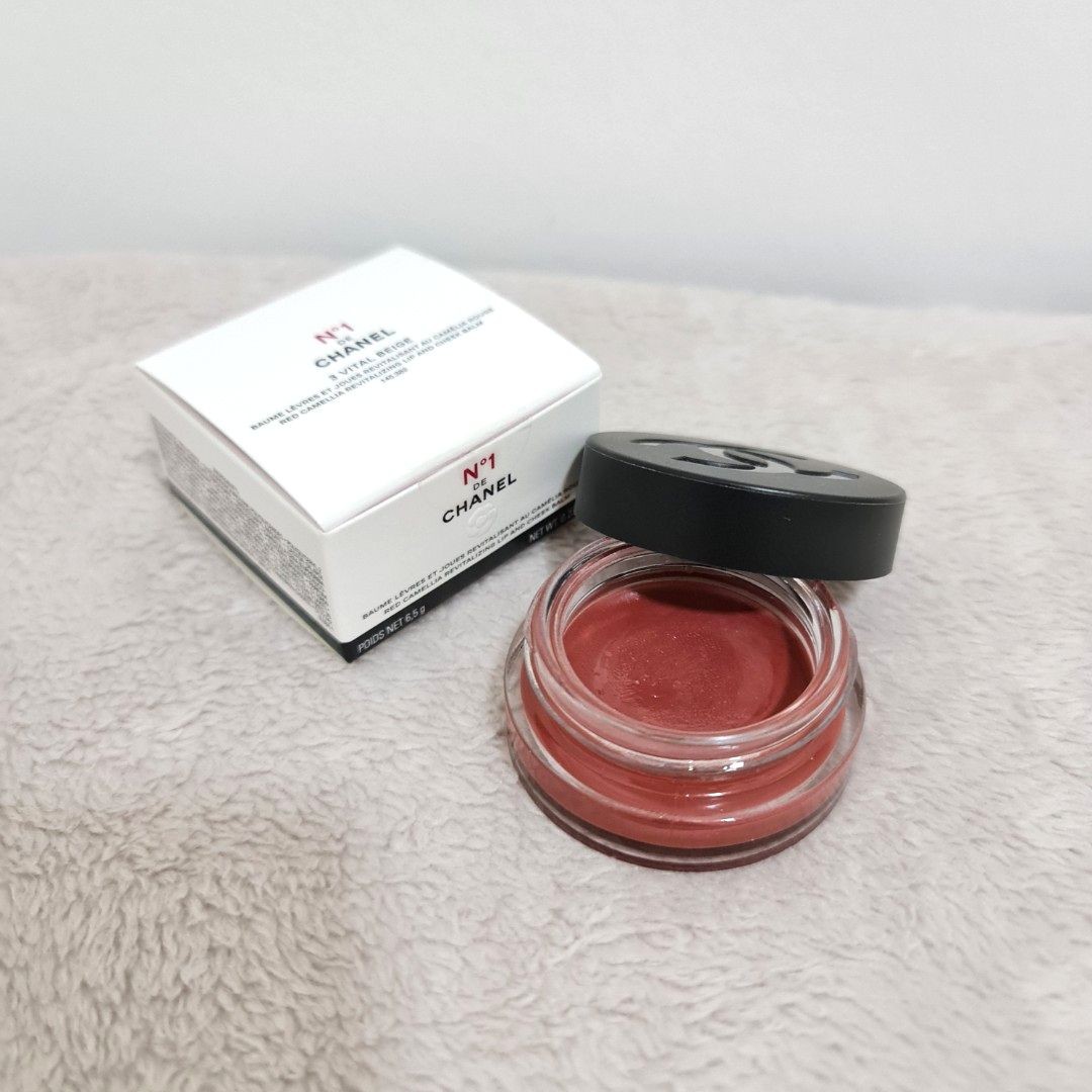 Review, Chanel N°1 DE CHANEL Red Camellia Revitalizing Lip and Cheek Balm