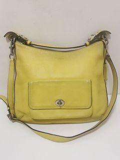 真品COACH黃色牛皮掮揹斜揹兩用包