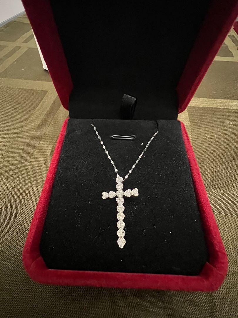 Cross Necklace 18K White Gold (Category: Necklaces) located in Makati City. Submitted by rain3dr0ps (Listing ID 1151714066, Image 2). Description: Bnew 18K white gold cross necklace With natural diamonds 17inches necklace Ships from Makati BPI Gcash Payment.