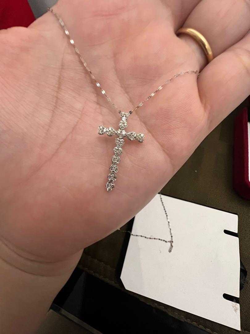Cross Necklace 18K White Gold (Category: Necklaces) located in Makati City. Submitted by rain3dr0ps (Listing ID 1151714066, Image 1). Description: Bnew 18K white gold cross necklace With natural diamonds 17inches necklace Ships from Makati BPI Gcash Payment.