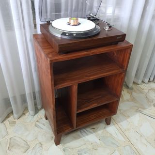 (Category: ) located in . Submitted by moemfurniture (Listing ID 1151651857, Image 1). Description: .