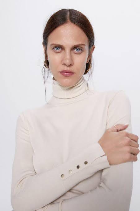 Dicari Zara Knit Sweater with Buttons Barang Yang Dicari di Carousell