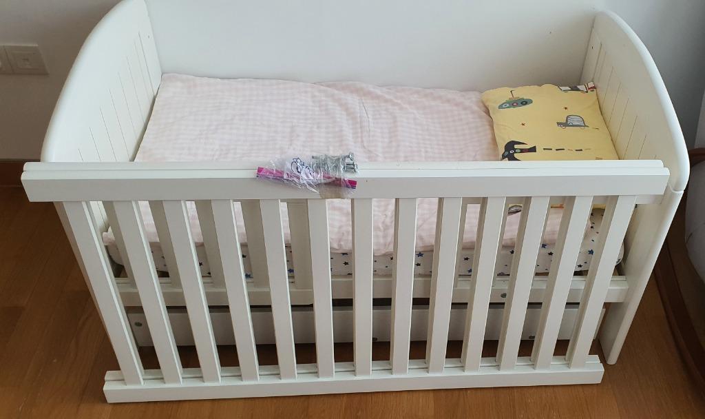 Fantastic Cot & toddler bed, high quality, Babies & Kids, Baby Nursery