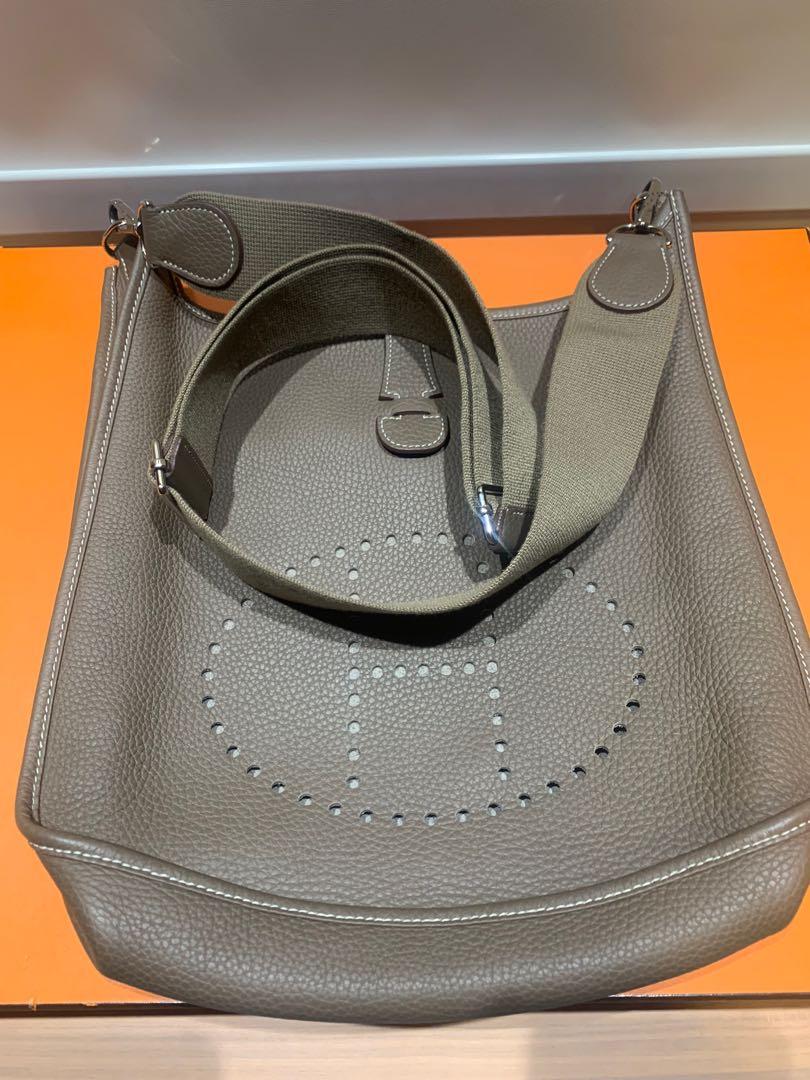 Hermes Gris Etain Clemence Leather Evelyne GM III Bag