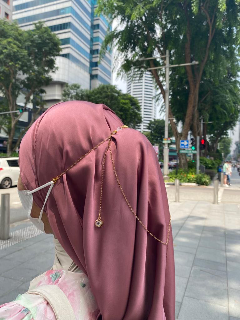 Hijab Mask Chain, Women's Fashion, Muslimah Fashion, Hijabs on Carousell