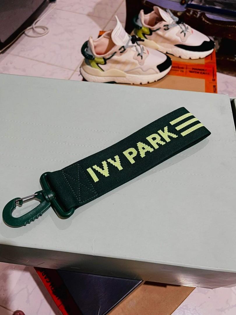 ivy park lanyard