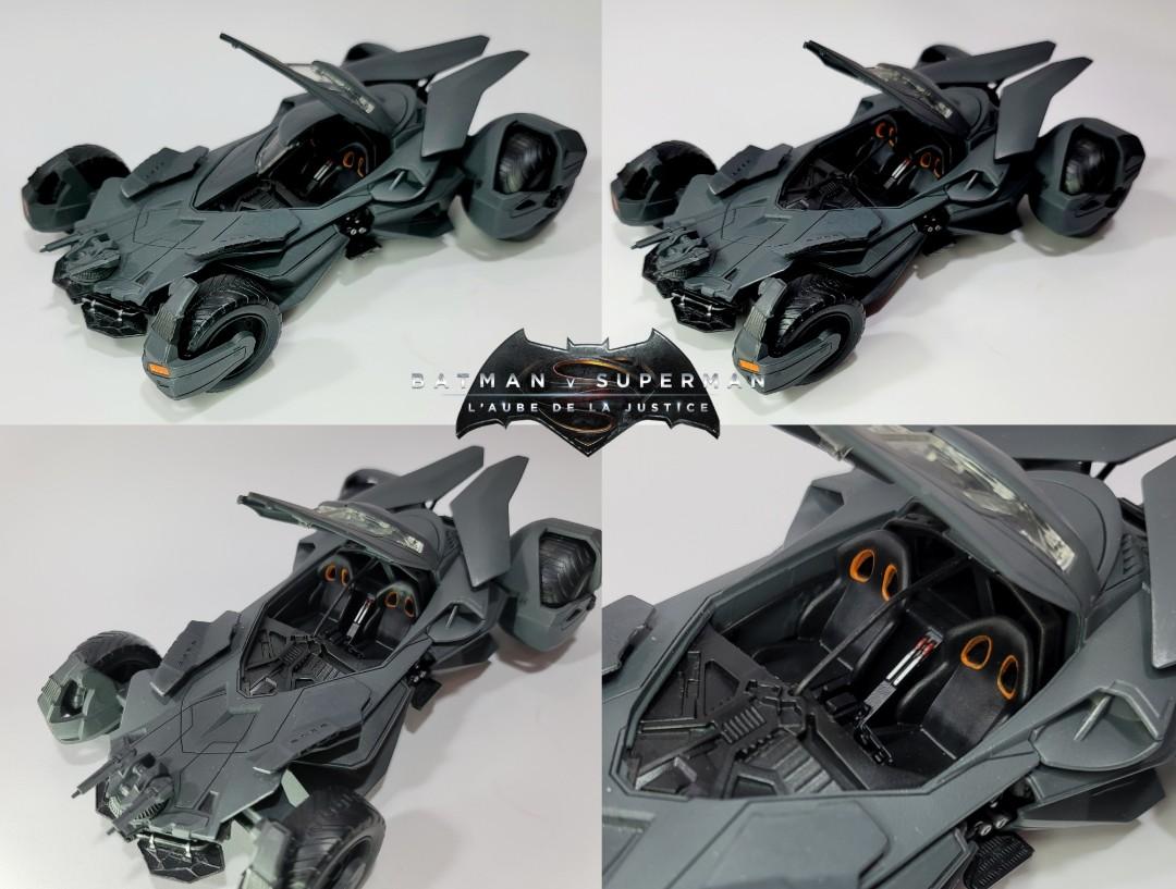 Jada - 中古metal model car - 1/24 scale Batmobile (Batman vs