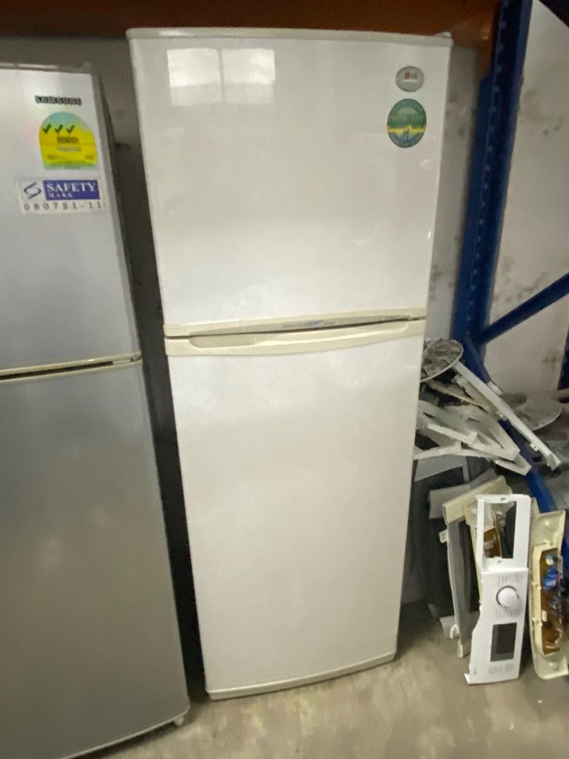 lg fridge medium