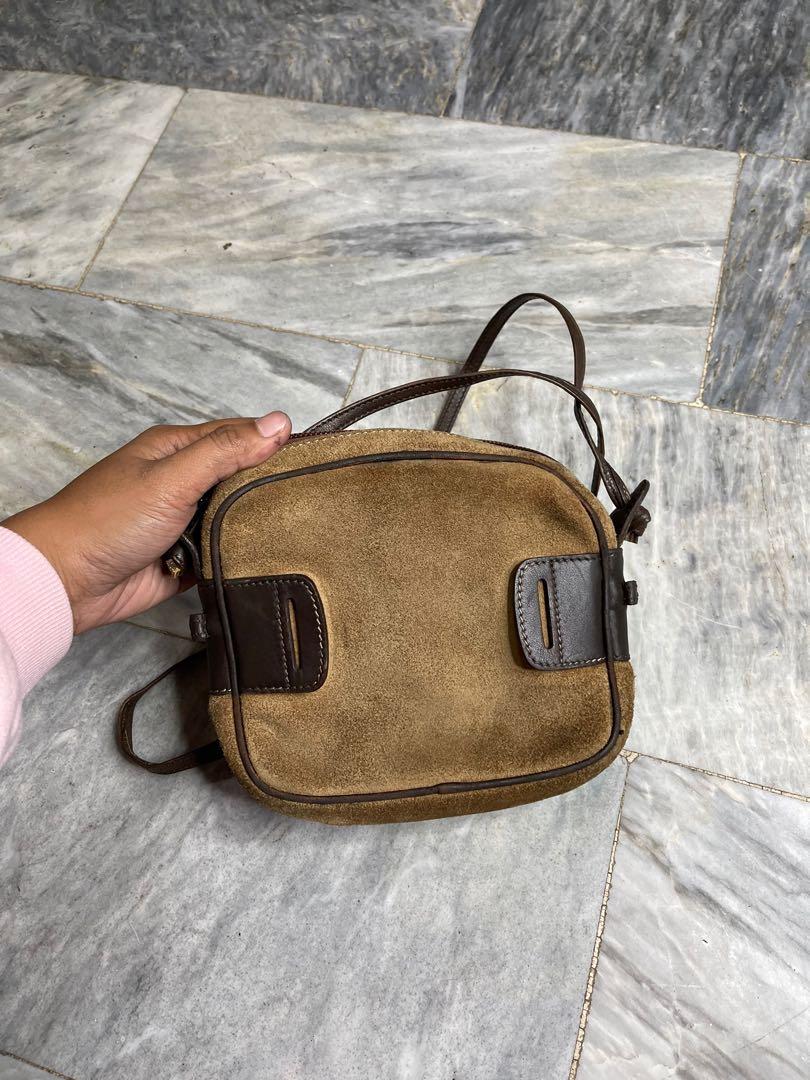 Loewe (Category: Luxury Bags & Wallets) located in Baguio. Submitted by preloveditems28 (Listing ID 1151744885, Image 3). Description: Orih.