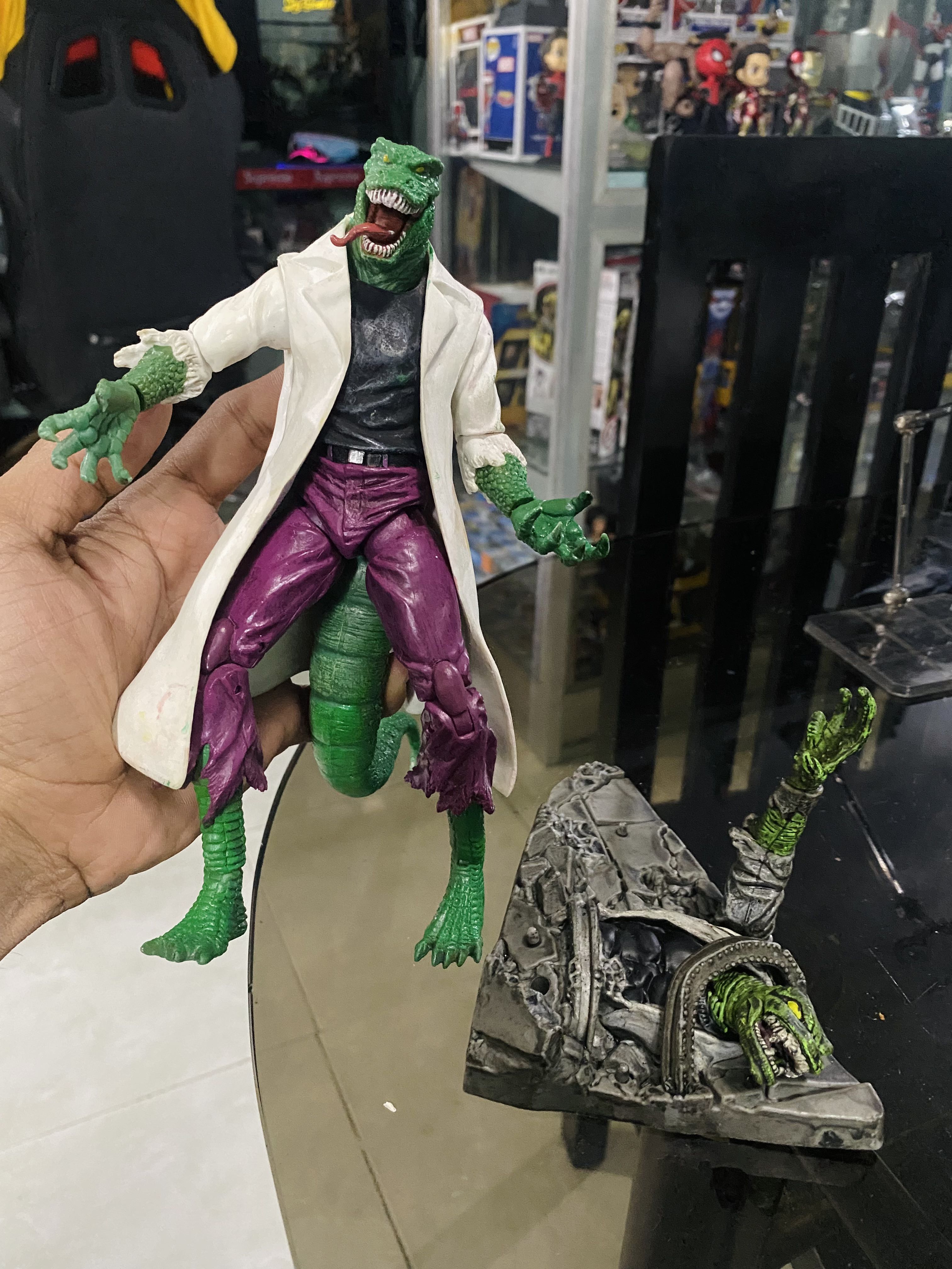 MARVEL SELECT LIZARD, Hobbies & Toys, Toys & Games on Carousell