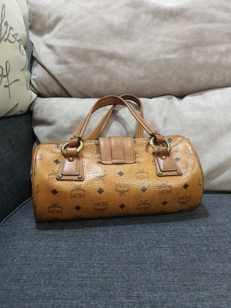 AUTHENTIC MCM Visetos Papillon (Category: Luxury Bags & Wallets) located in Quezon City. Submitted by iammjdlb (Listing ID 1151643467, Image 2). Description: Authentic MCM Coded Tarnish Hardware.