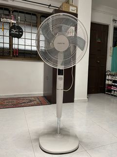 (Category: ) located in . Submitted by Zwe.Non22 (Listing ID 1151673378, Image 1). Description: .