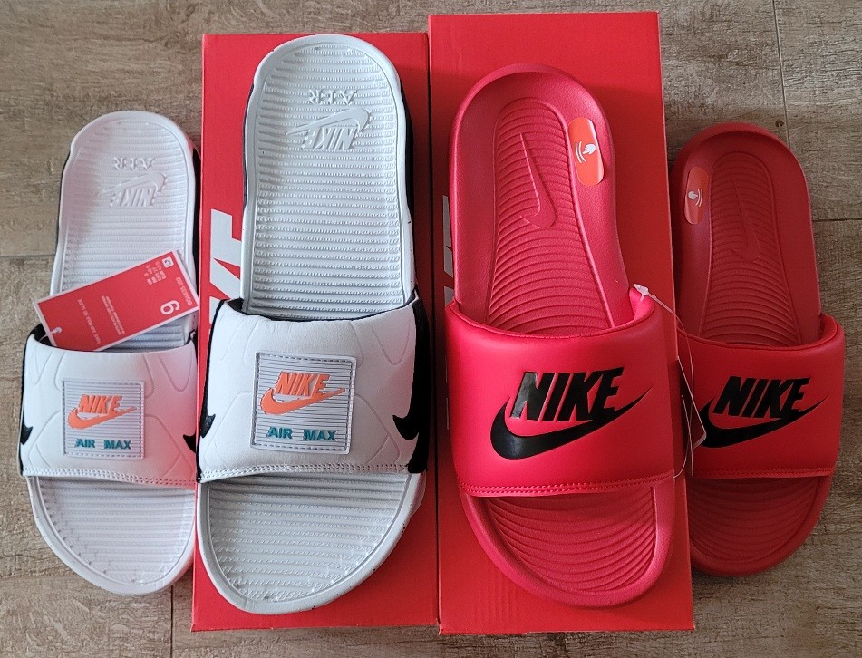 red nike air slides