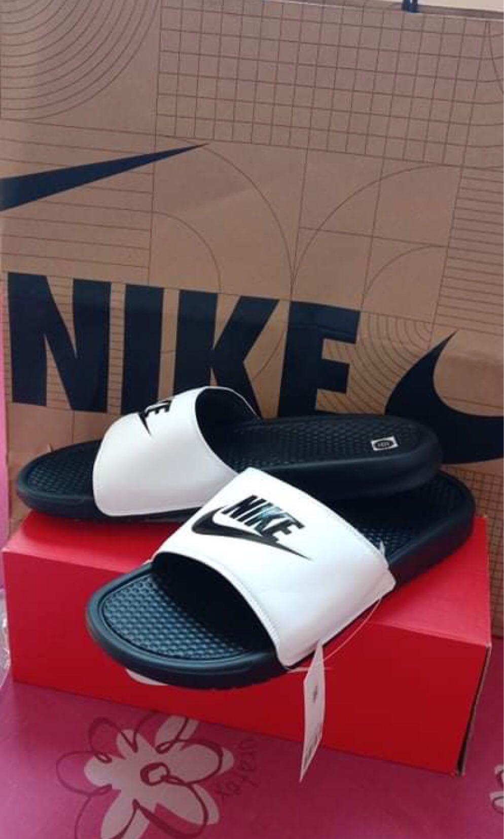 nike u benassi jdi