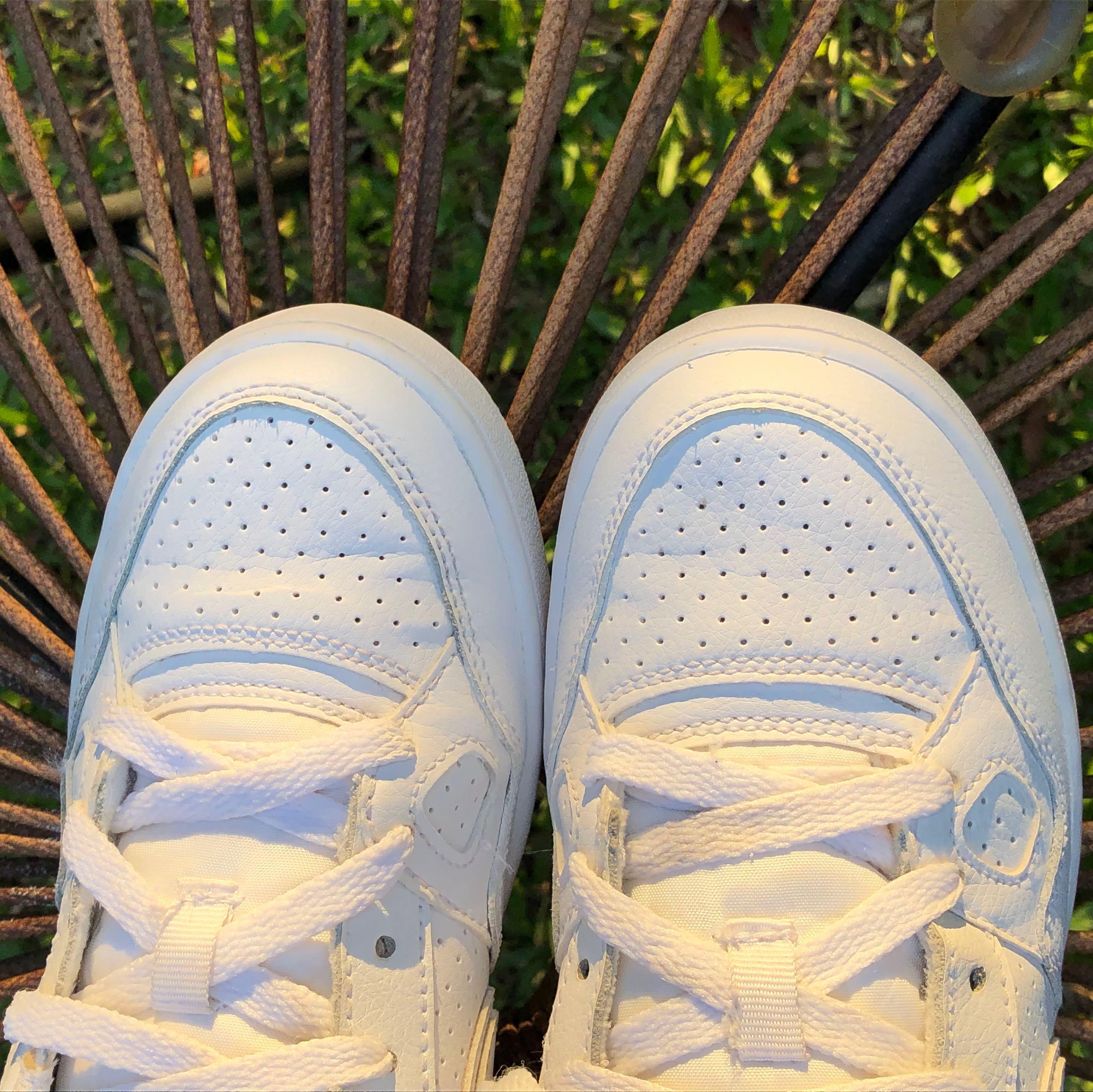 Nike Son of Force Gs Boys Low Cut. MINT CONDITION