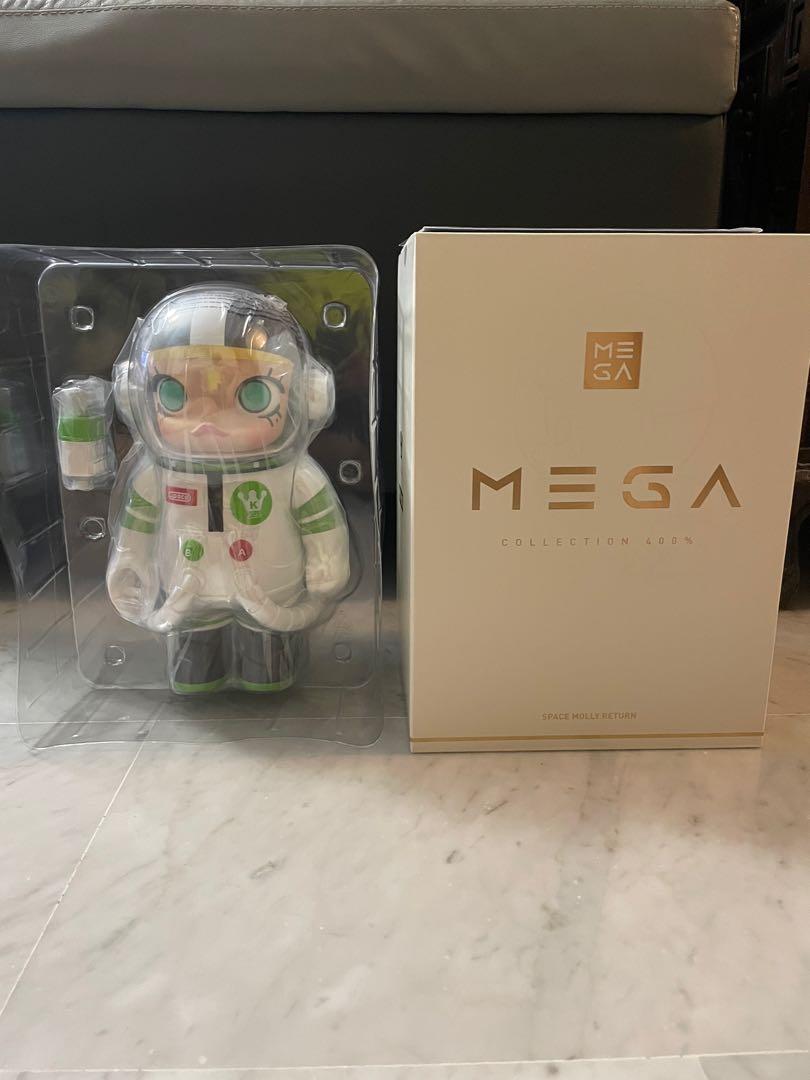 Popmart Mega 400% Space Molly Return Series - White cabbage, Toys