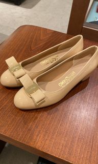 (Category: ) located in . Submitted by the_branded_chic (Listing ID 1151709876, Image 1). Description: .