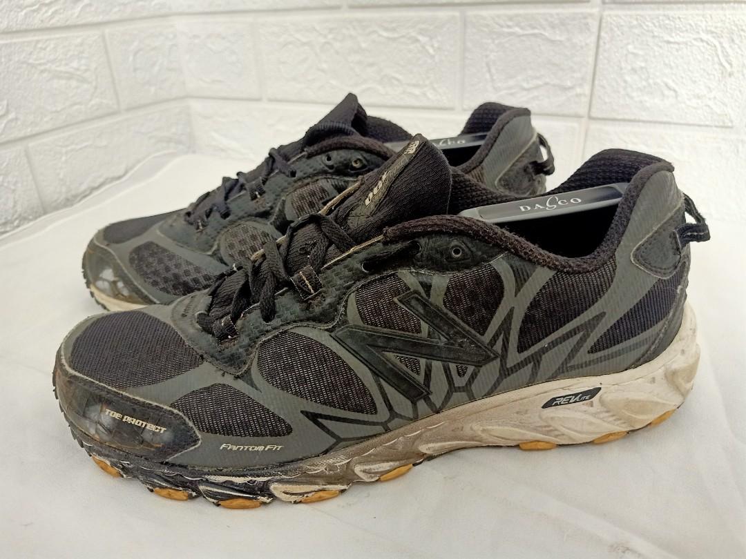 Sepatu new balance 740 sneakers, Fesyen 
