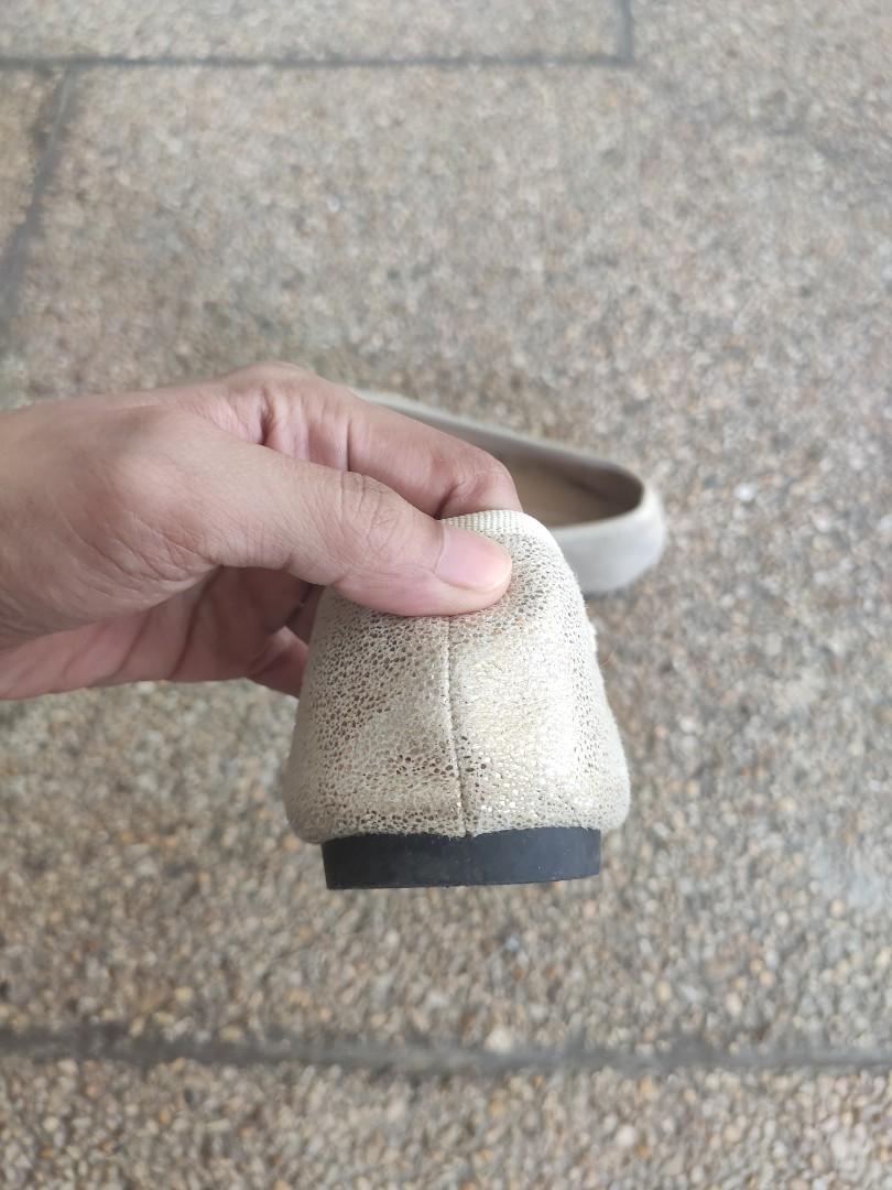 World balance on sale doll shoes