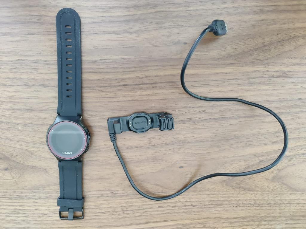 Garmin forerunner 735xt discount vs vivoactive 3