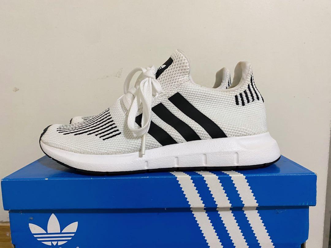 Adidas originals swift store run white cq2116