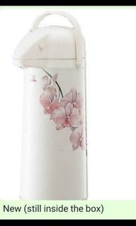 (Category: ) located in . Submitted by tupperwaretampines (Listing ID 1151821528, Image 1). Description: .