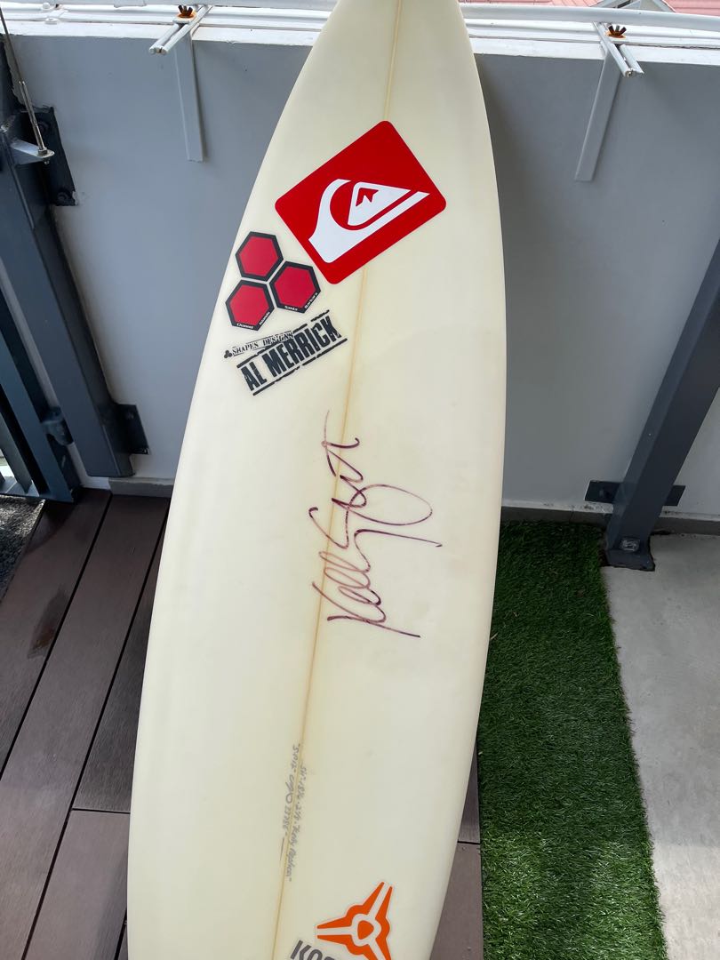 Al Merrick signed Kelly Slater board, Sports Equipment, Sports & Games, Water Sports on Carousell