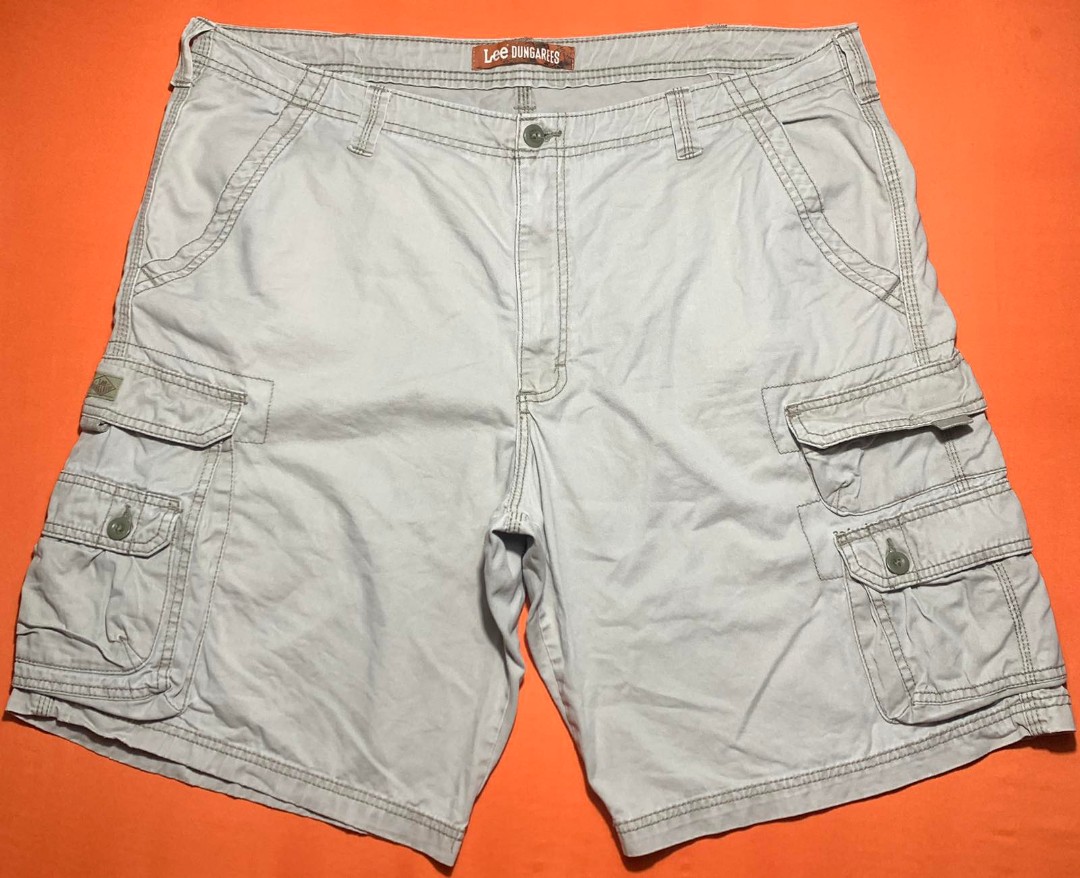 Authentic Lee Dungarees Cargo Shorts Size 42” - Preloved LS86, Men's  Fashion, Bottoms, Shorts on Carousell