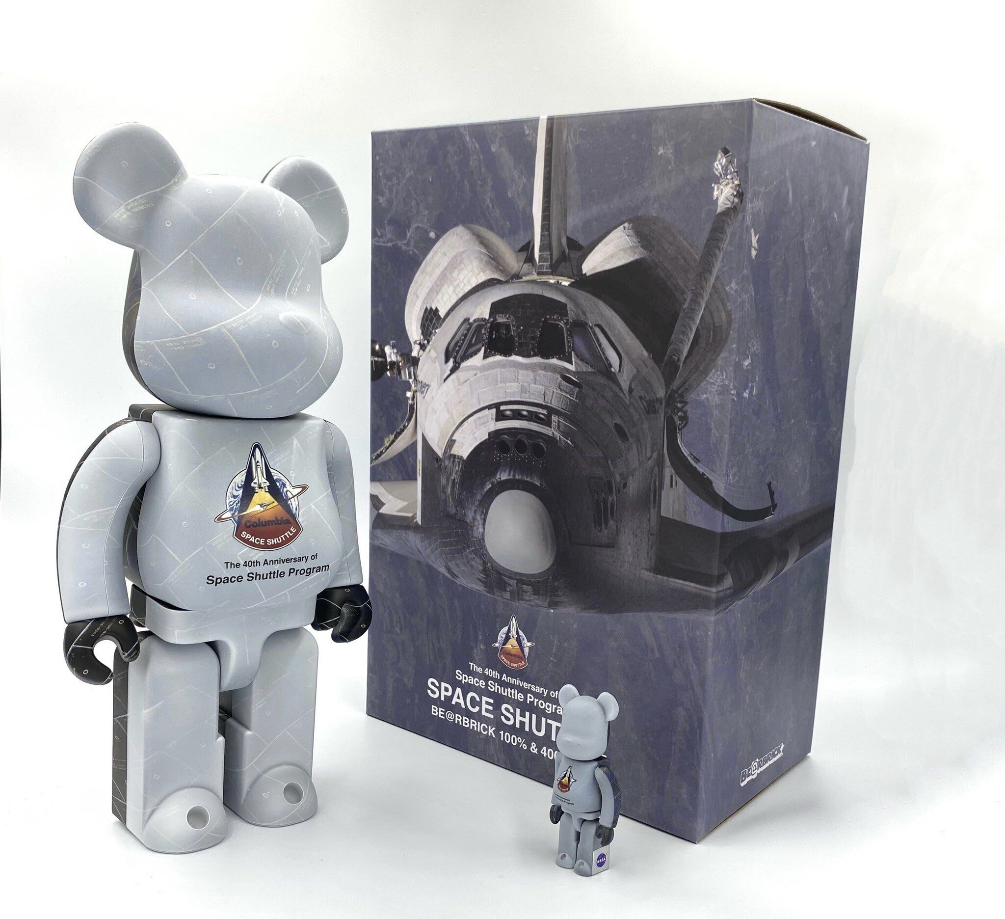全新BearBrick space shuttle 400%+100% 太空船, 興趣及遊戲, 玩具