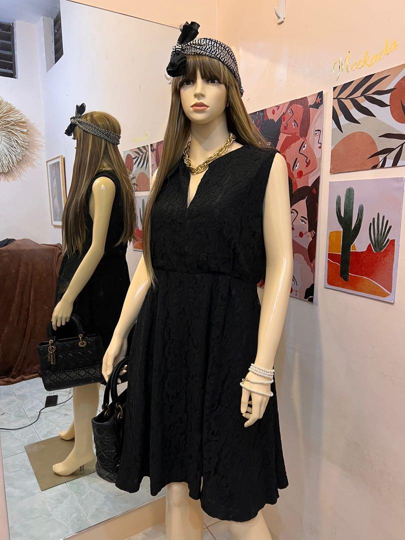 Burberry black lace dress discount