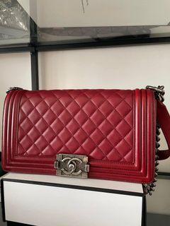 Chanel Boy medium