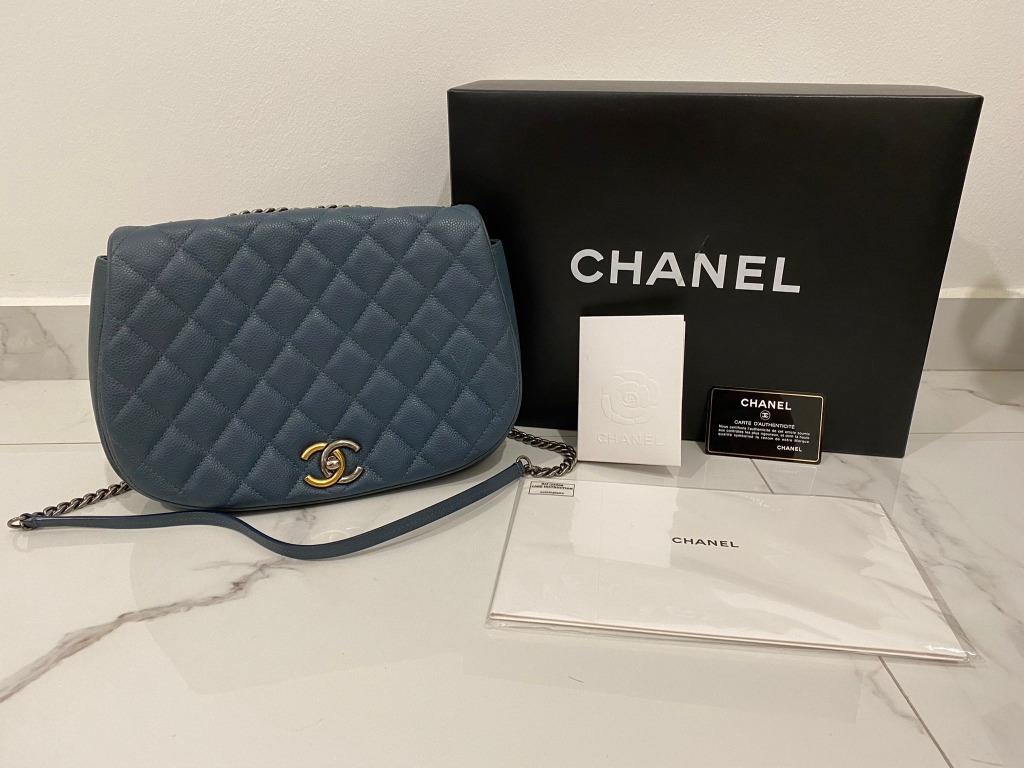 Chanel Calfskin Casual Trip Flap Messenger Bag (SHF-5Qu2ho) – LuxeDH