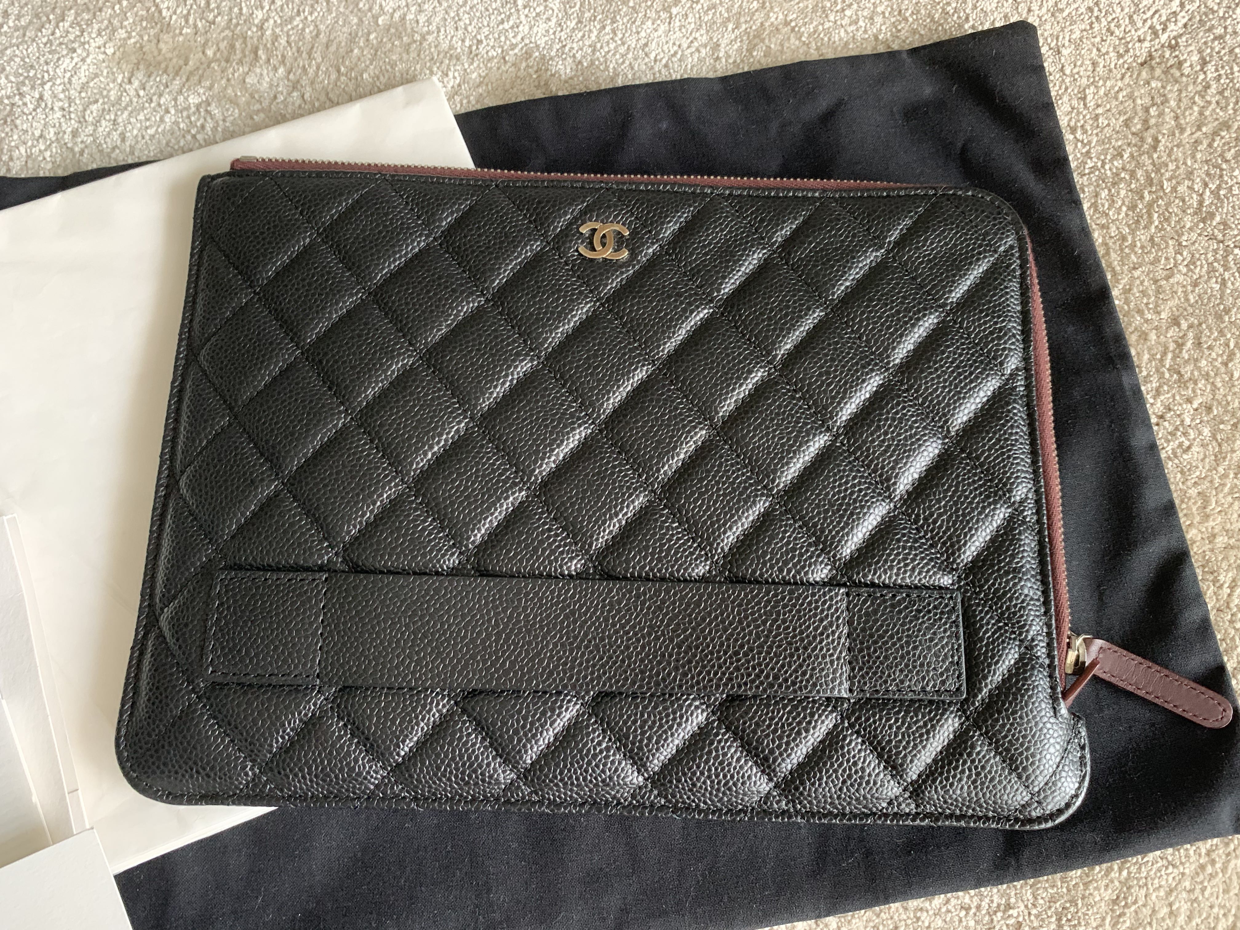 CHANEL Classic Pouch clutch - Caviar GHW - Medium O Case, Luxury, Bags &  Wallets on Carousell