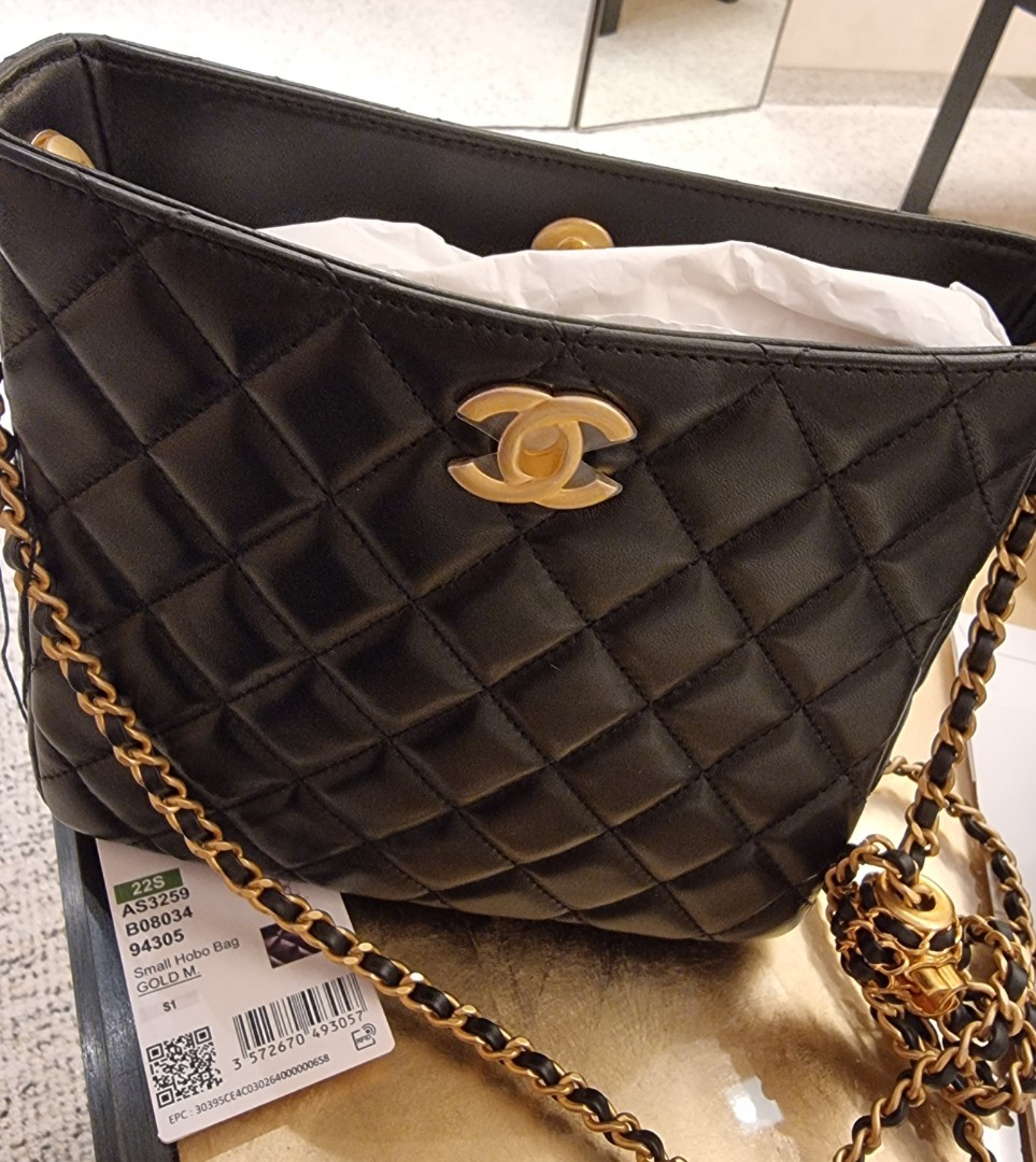 Chanel pearl crush hobo bag, Women's Fashion, Bags & Wallets