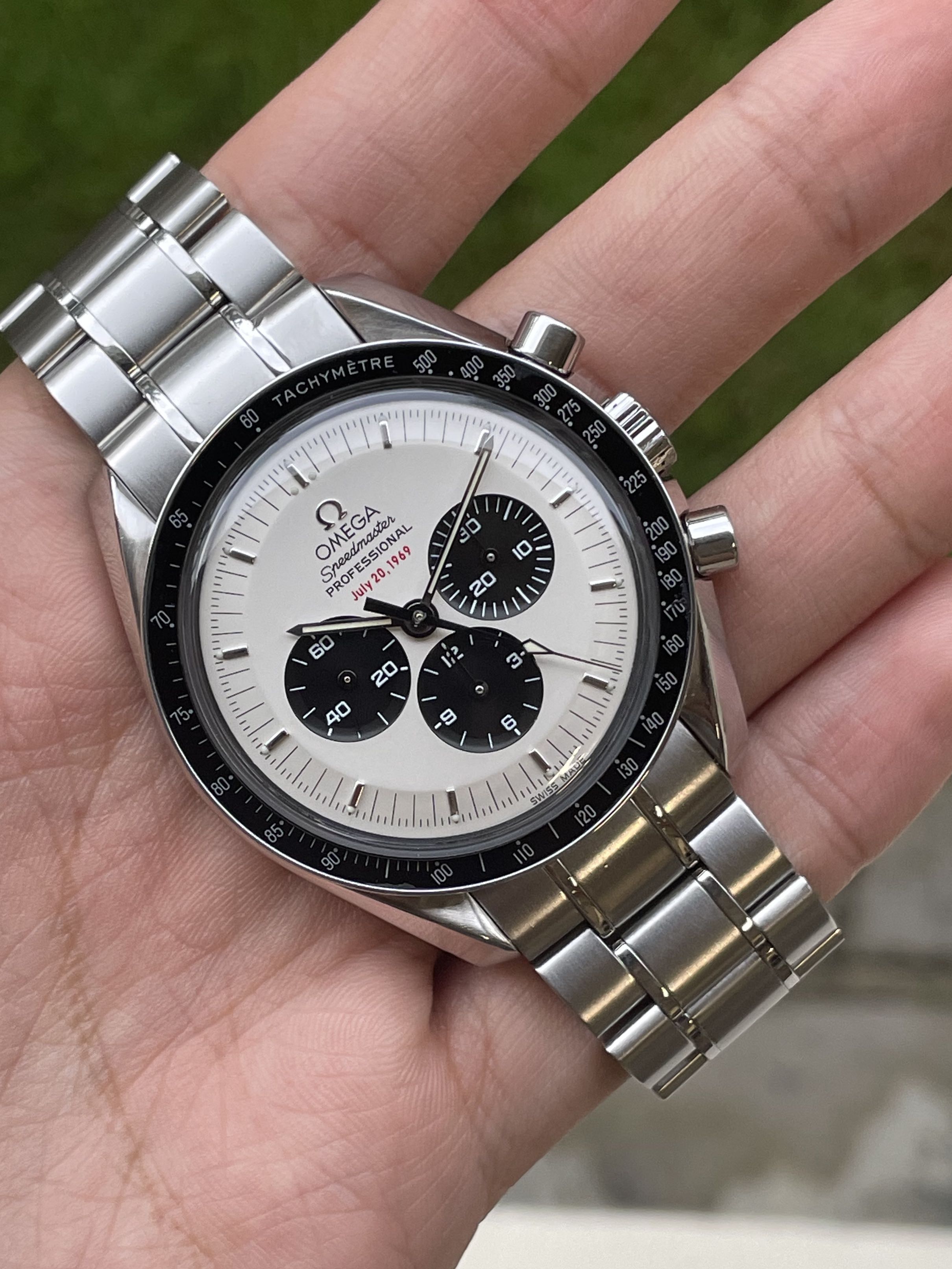 Omega speedmaster apollo 2025 11 35th anniversary