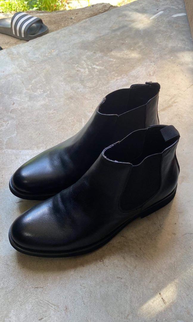 Chelsea boots (Sledgers), Men's Fashion, Footwear, Boots on Carousell