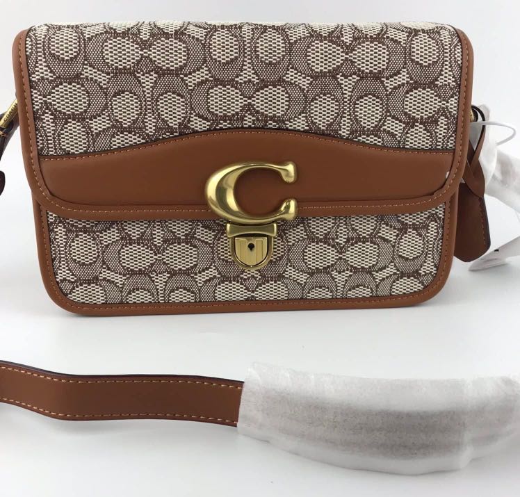 Coach Studio Shoulder Bag 19 in Signature Jacquard, Women's Fashion